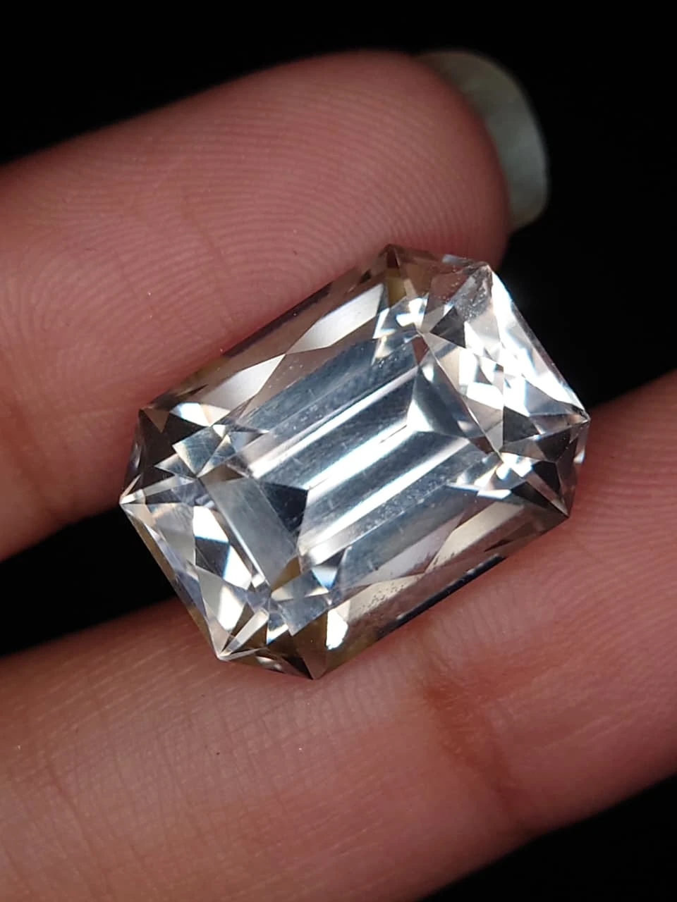 18ct Natural Champagne Topaz Loose Gemstone from Nigeria — view 2